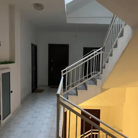 Horizon View By Adriatic Living Apartmán Golem (Tirana)